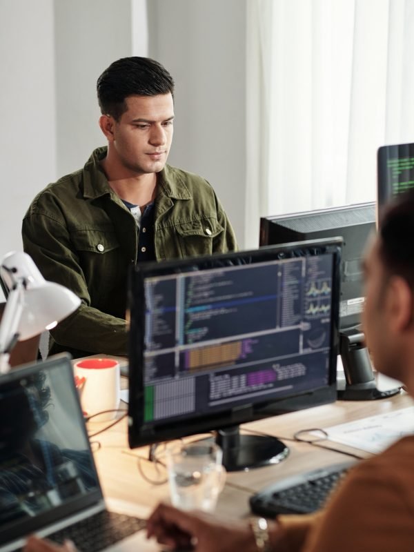 software-developer-working-in-office.jpg software-developer-working-in-office.jpg